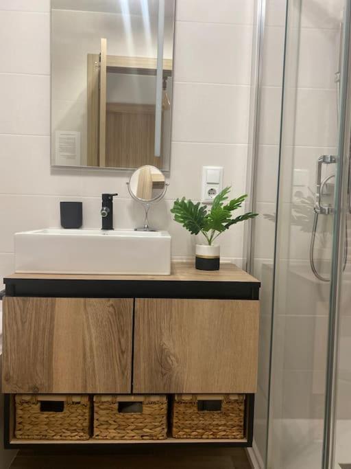 La Okiya De Tati Apartment Замора Екстериор снимка